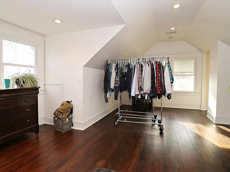 4154 State Line Rd — Photo 16