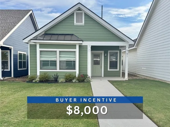 700 NE Heights Ln, Bentonville, AR 72712