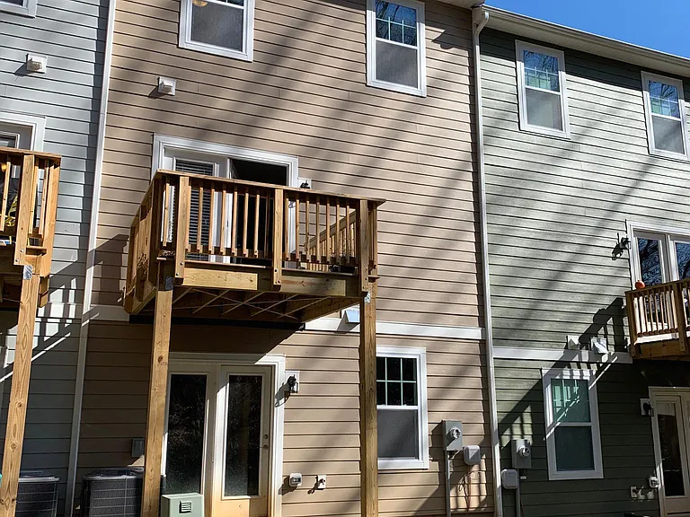 135 Longwood Dr — Photo 9