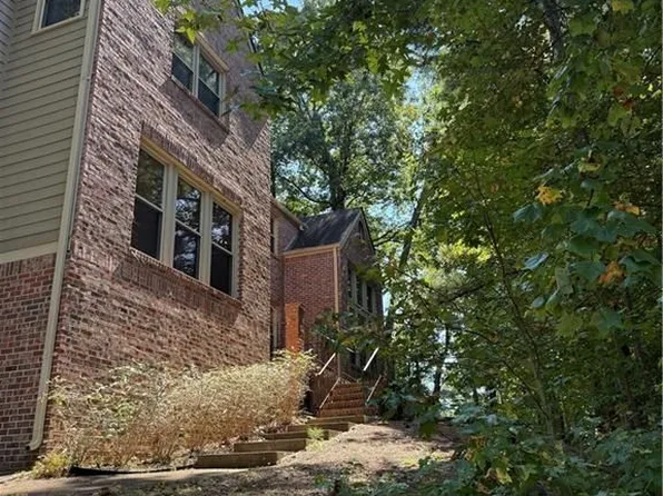 4651 Deep Creek Dr NE, Buford, GA 30518