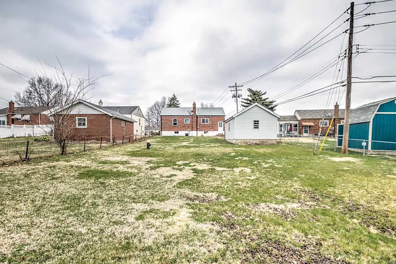 Thumbnail 10
