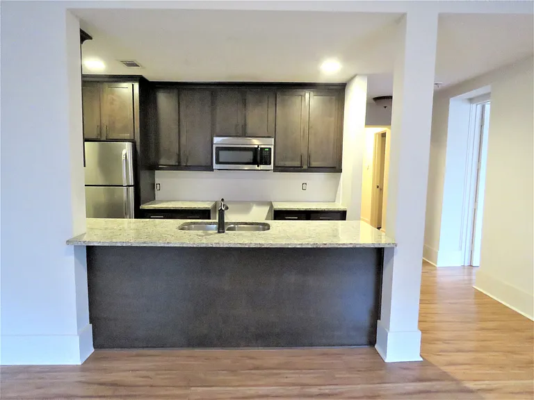 519 E Capitol Ave #2C — Photo 12