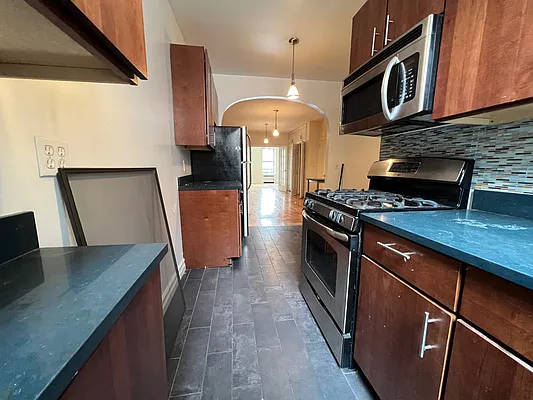 Rented by One New York Realty Inc | media 11