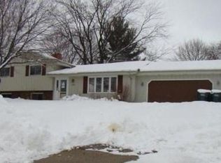 532 Maryknoll Ct, Twin Lakes, WI 53181
