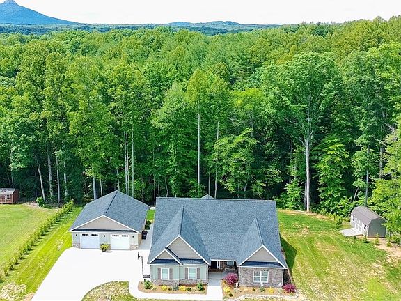 3rd image of 1070 Nauvoo Ridge Dr