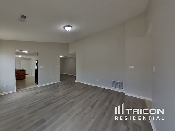 2nd image of 5613 Wild Horse Dr