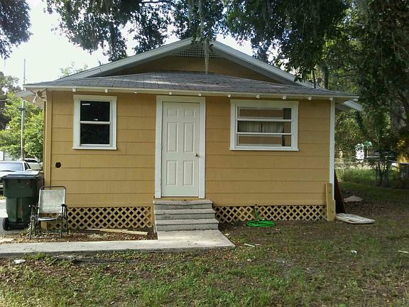 3rd image of 1230 Herschell St