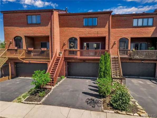 363 Lakefront Blvd, Buffalo, NY 14202