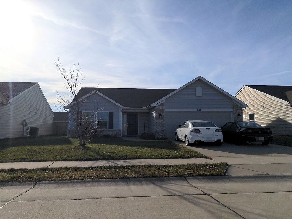 1st image of 2905 Queencastle Dr