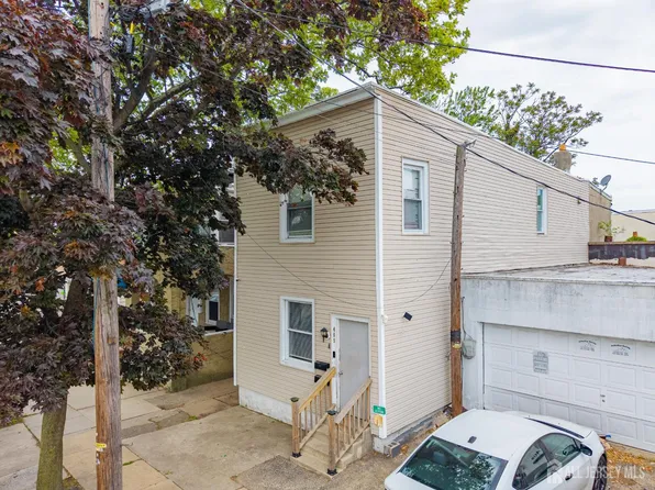 409 Ogden Pl, Perth Amboy, NJ 08861