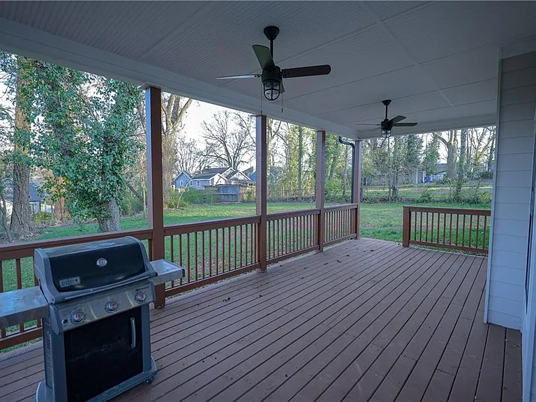 1452 Lockwood Dr SW — Photo 9