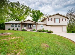 3903 Wildwood Rd, Maryville, TN 37804