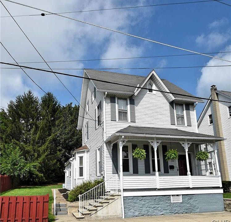 1st image of 223 E Main St