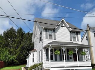 223 E Main St, Pen Argyl, PA 18072