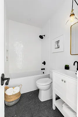 Sold by Douglas Elliman | media 26