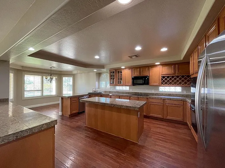 Kitchen island
