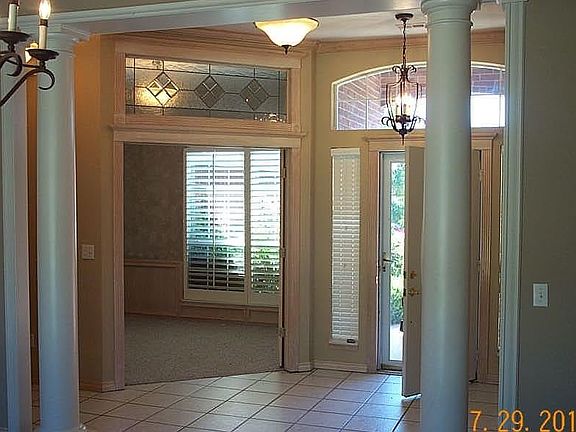3rd image of 2737 SW 116th Pl