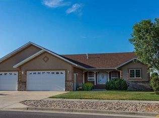 235 Alta Vista Dr, Rapid City, SD 57701