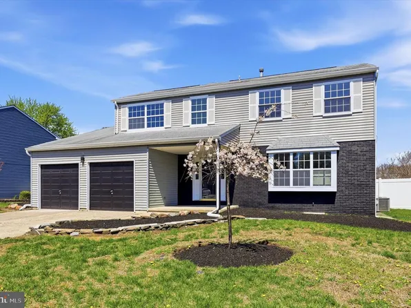1986 Greentree Rd, Cherry Hill, NJ 08003