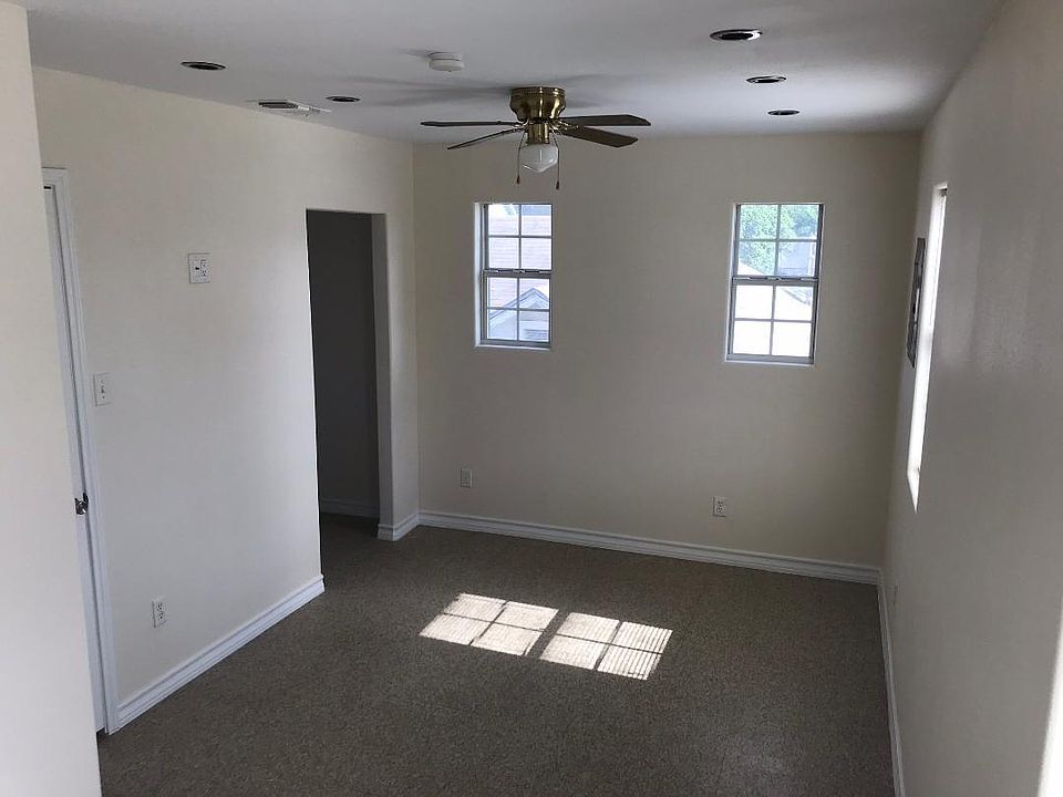 1st image of 215 W Saint Charles St