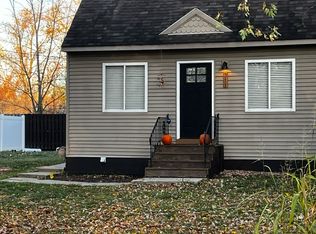 311 Leon Rd, Walled Lake, MI 48390