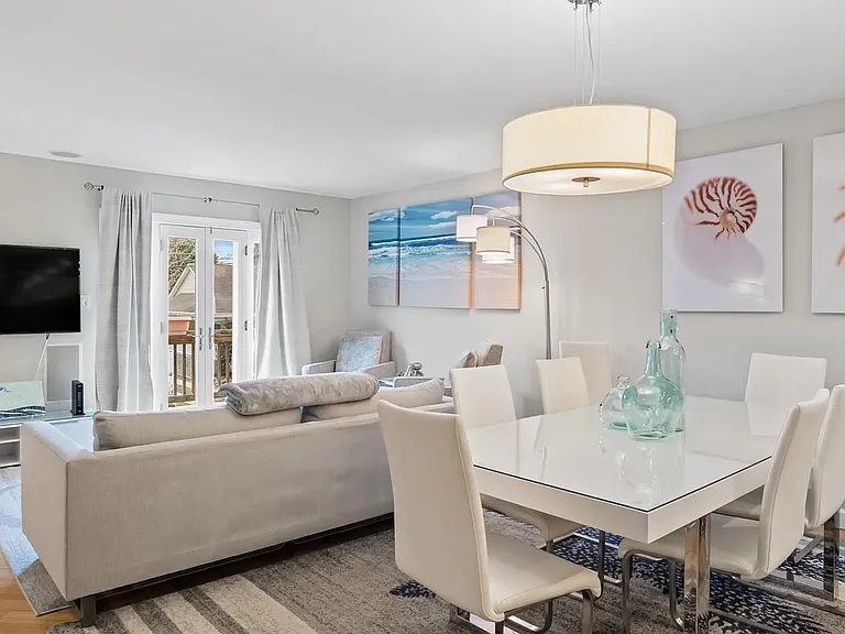 31B 6th St #31B — Photo 11