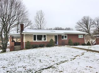 5203 Lew St, Finleyville, PA 15332