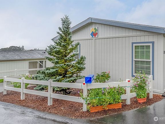 4th image of 5400 Meeker Drive #70
