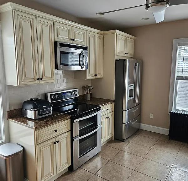 23 Pleasant Ave #2 — Photo 6