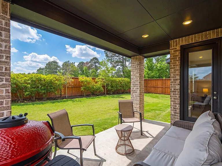 8145 Overland Grv — Photo 43