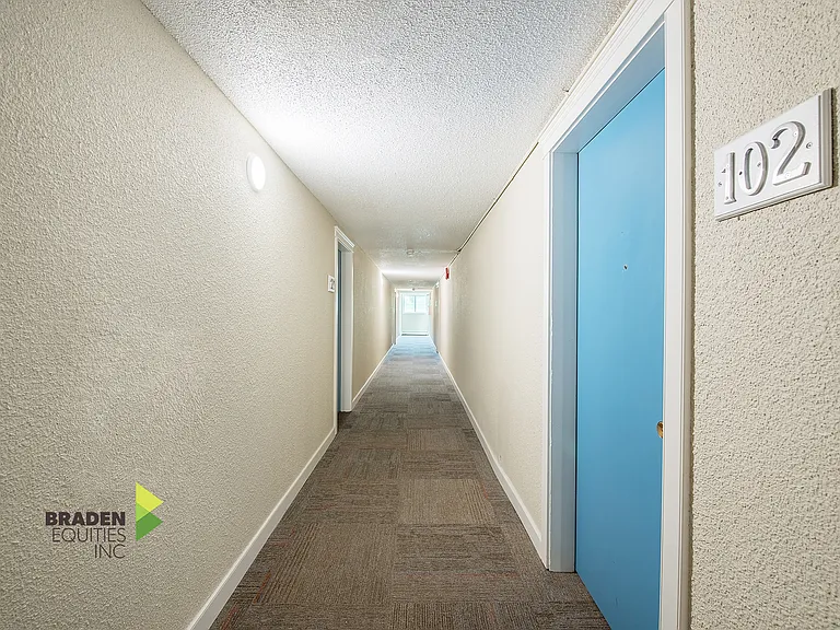 1602 Sherwood Dr — Photo 23