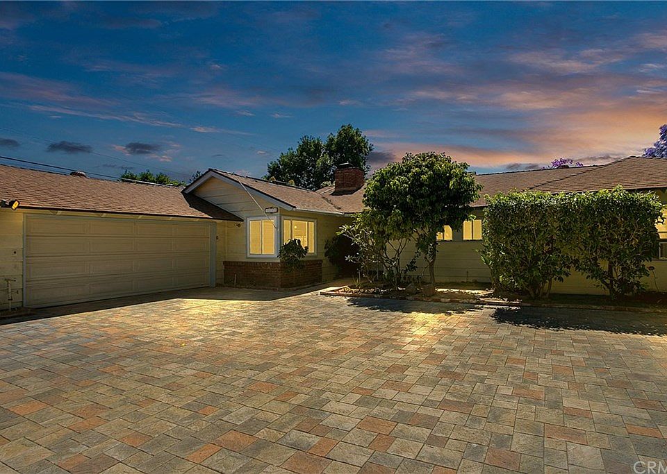 1st image of 1202 W Park Ln