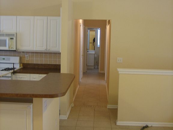3rd image of 6833 Florence Dr