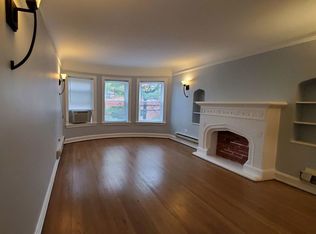 5724 N Mozart St #1BG, Chicago, IL 60659