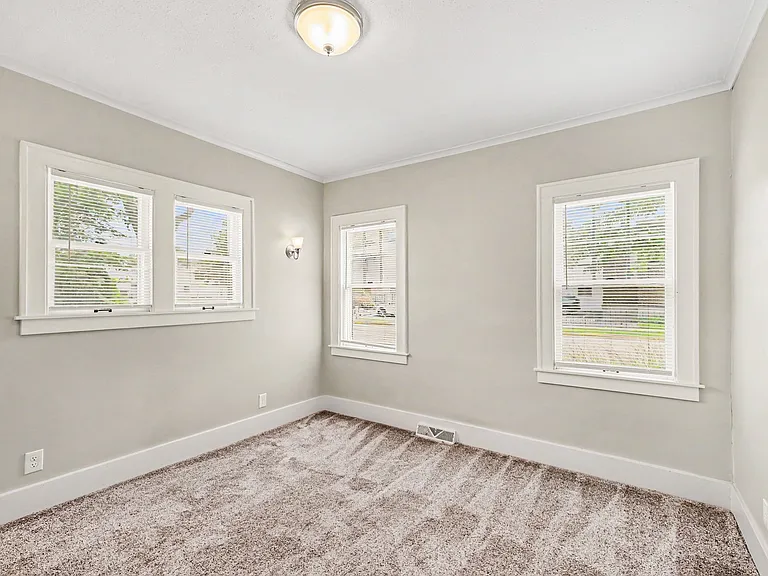 2125 Wealthy St SE #1 — Photo 23