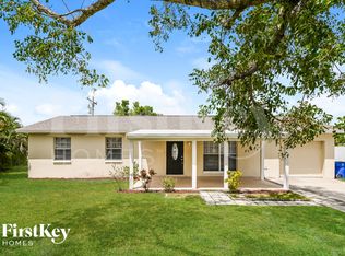 990 Jolly Rd, North Fort Myers, FL 33903
