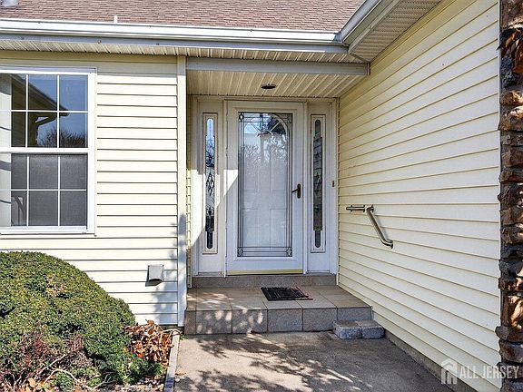 5th image of 5 Cordoba Ct