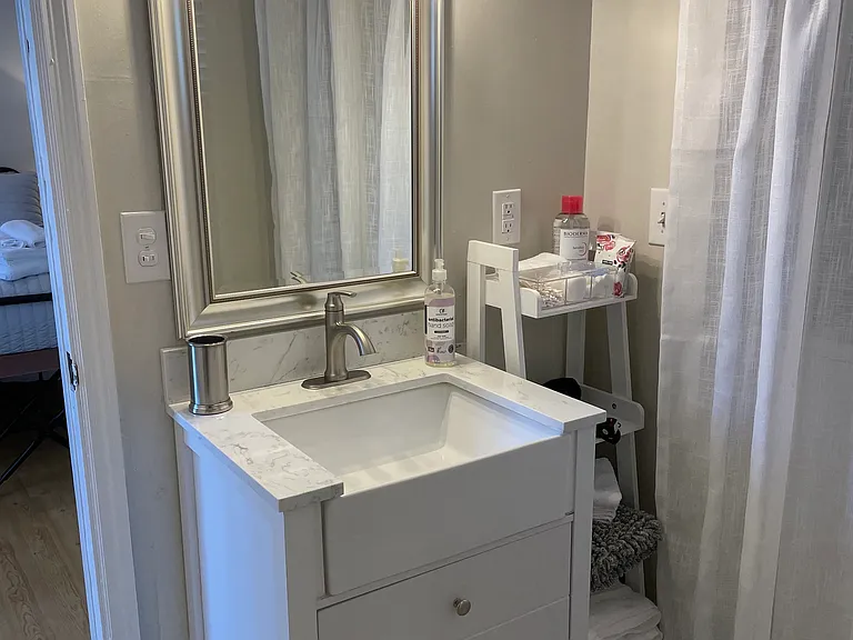 En Suite Bathroom off Primary Bedroom