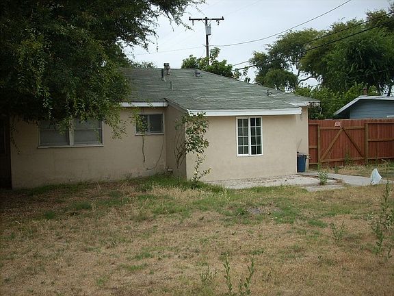3rd image of 12522 Leroy Ave