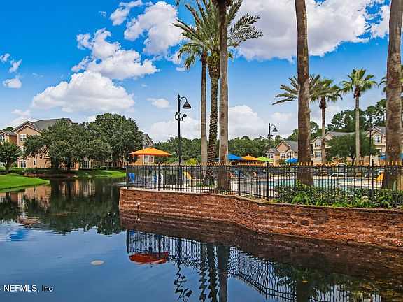 2nd image of 13810 SUTTON PARK Drive N #1020