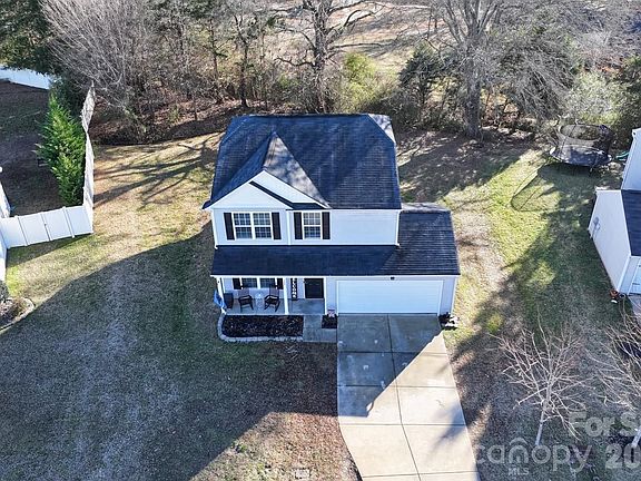 2nd image of 266 Valerie Dr