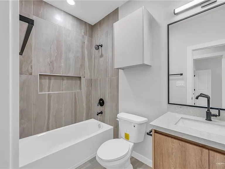 11309 N 25th St #2 — Photo 14