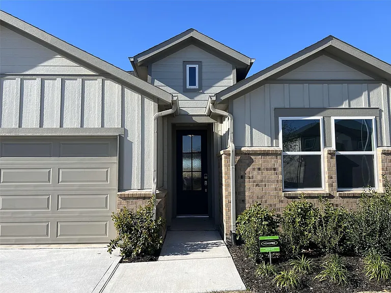 21835 Redwood Bluff Trl — Photo 2