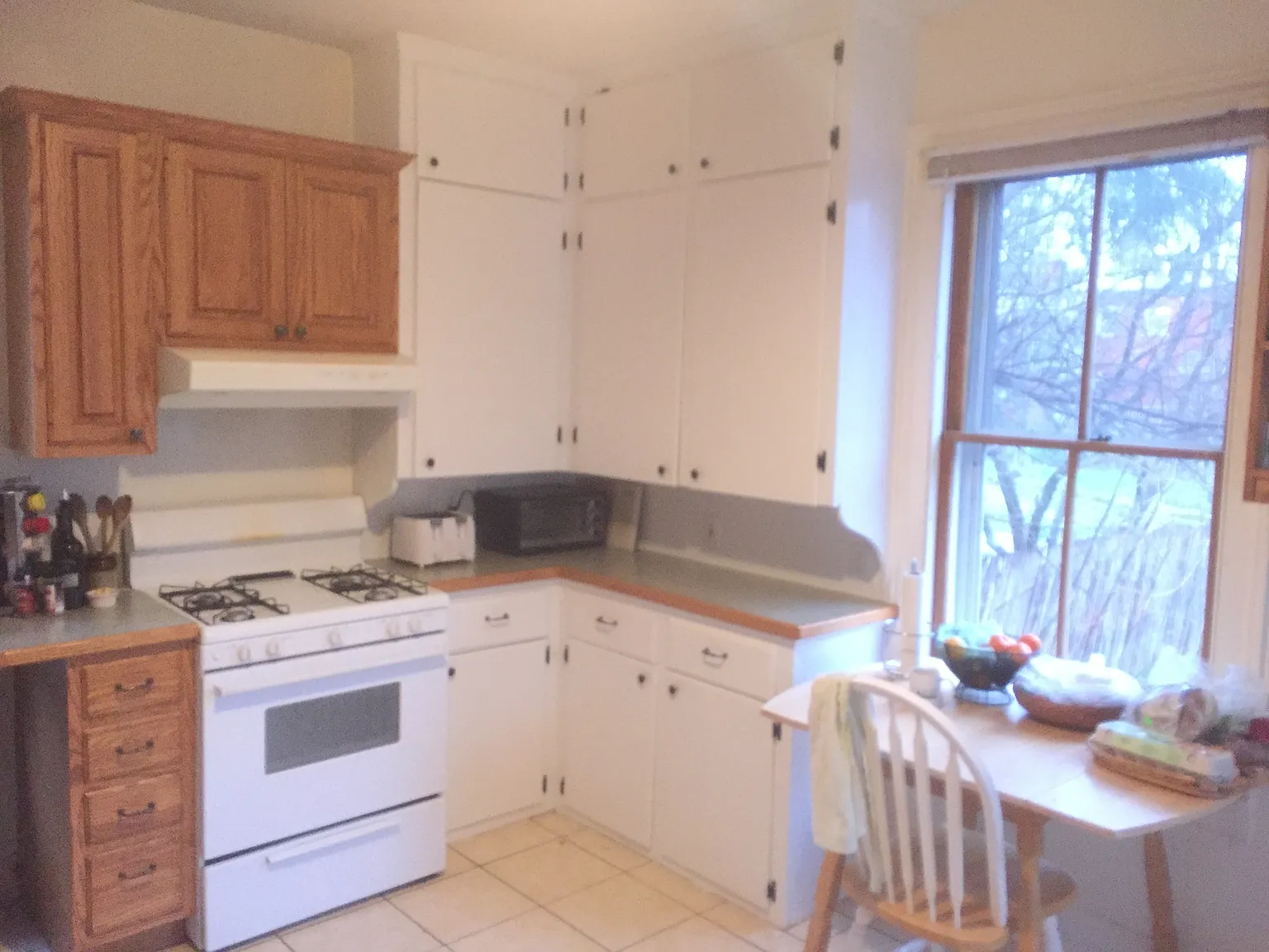 5 bed, 1300 sqft, $735 — Photo 2