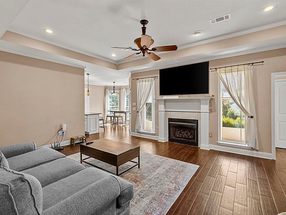 5th image of 6000 Reveille Ct