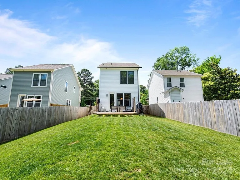 2813 Shamrock Dr — Photo 18