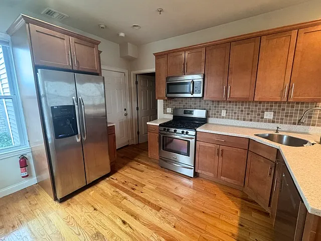 136 K St #2 — Photo 1