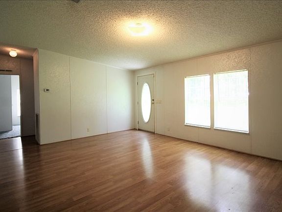 4th image of 21539 136th St