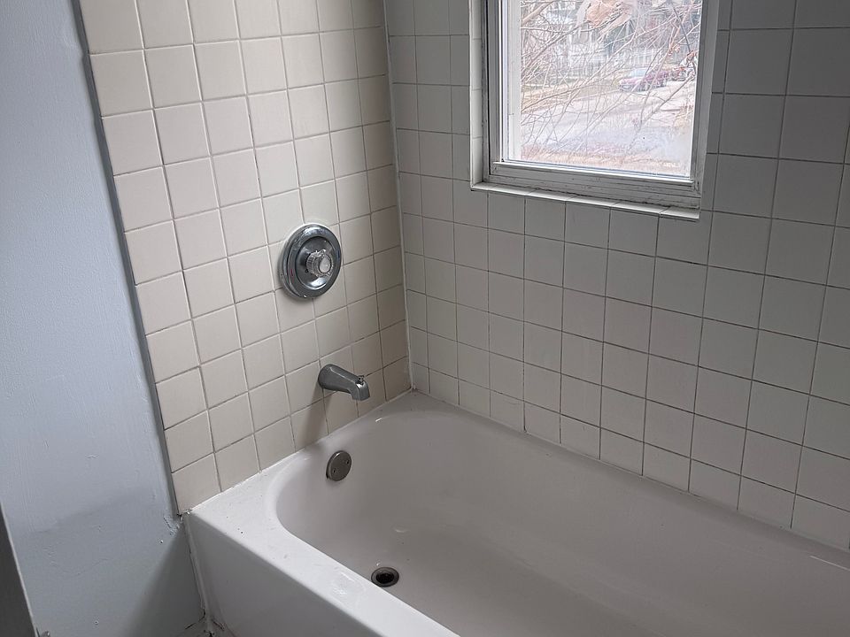 1st image of 12133 S Parnell Ave