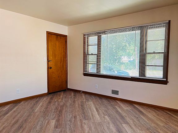 2nd image of 2217-2219 7th Ave